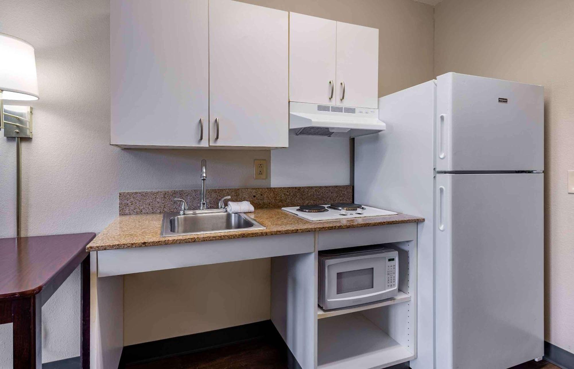 Extended Stay America Select Suites - Houston - Willowbrook - Hwy 249 Esterno foto