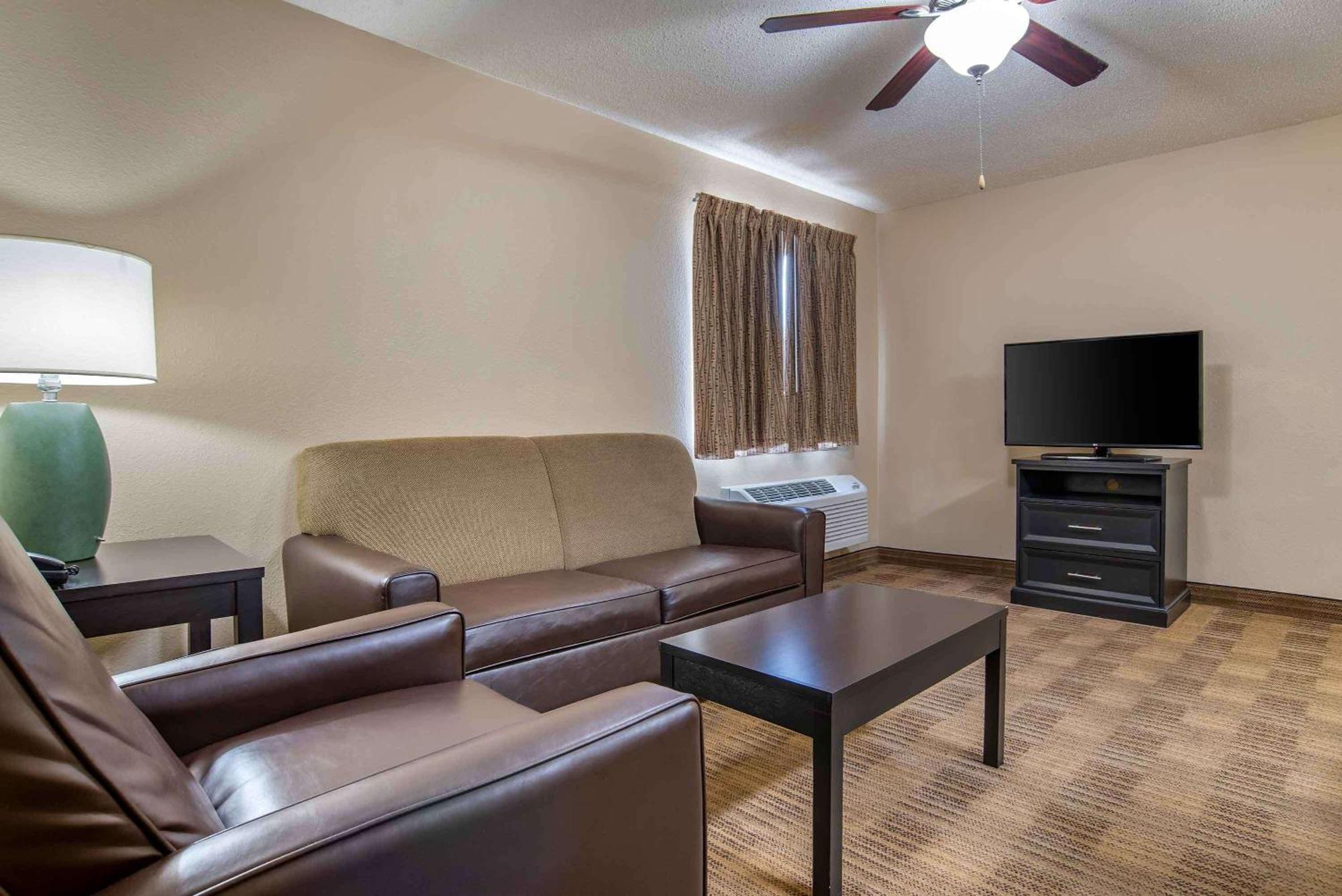 Extended Stay America Select Suites - Houston - Willowbrook - Hwy 249 Esterno foto